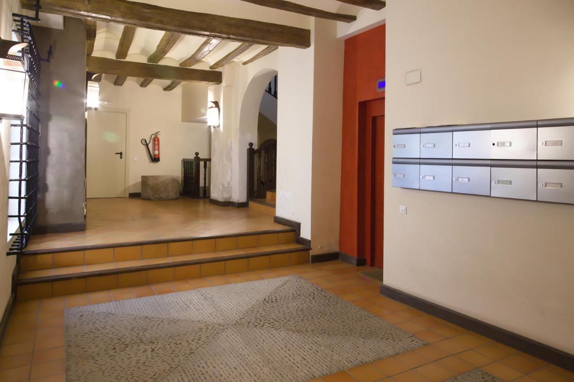 Apartamento Palacio Descalzos Tudela Exterior foto